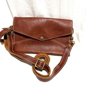 Portland Leather Goods Genieue Leather Envelope Convertible Crossbody Western